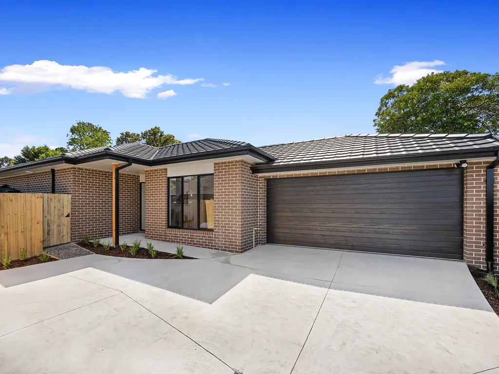 11a Dunrossil Drive, Kilsyth, VIC 3137