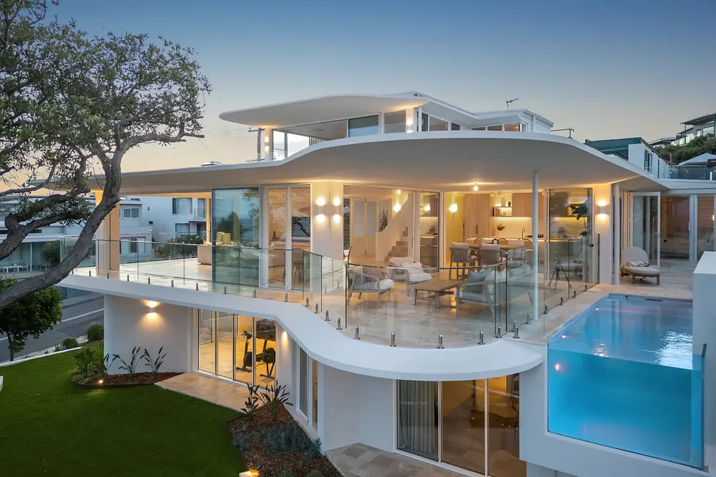 Wamberal 6房  Luxury beachside masterpiece with breathtaking views
