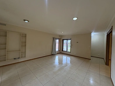 23 Dunlop Street, Shepparton, VIC 3630, 3 phòng ngủ, 1 phòng tắm, House