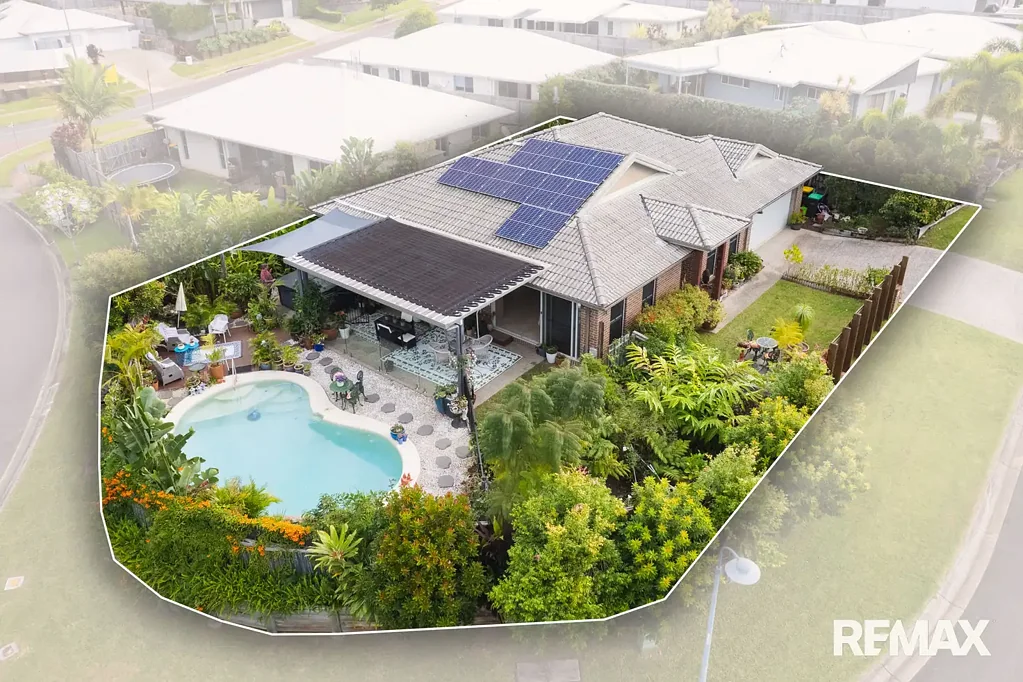 Bli Bli 4ห้องนอน Private, Tropical & Designed for Family Living