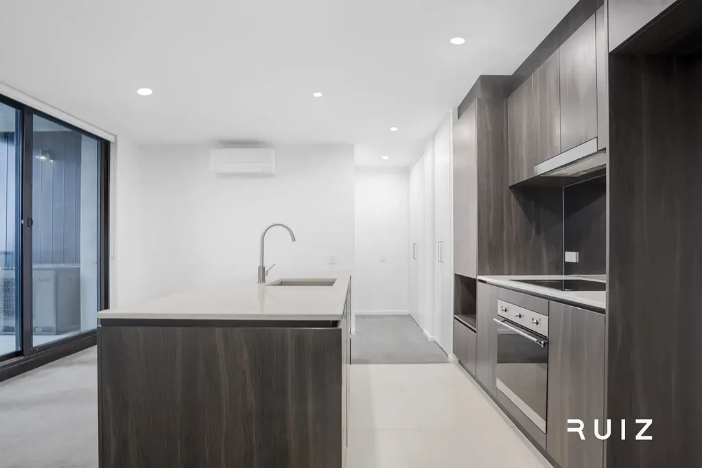 Two Bedroom Apartment in High Society