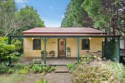 8 Wilson Street, Wentworth Falls