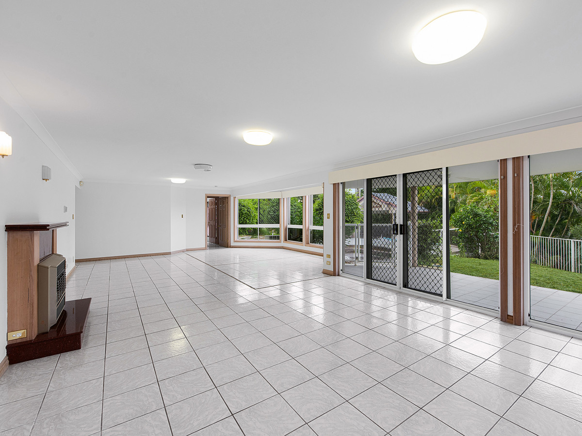 12 HELY PL, MOUNT OMMANEY QLD 4074, 0 침실, 0 욕실, House