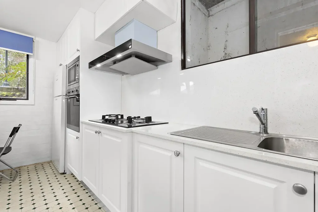 Tranquil One-Bedroom Flat in Private Bushland Setting