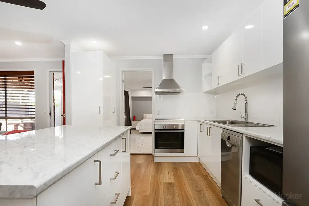 Coombabah 2कमरा Peaceful Creekfront Duplex With Outdoor Oasis