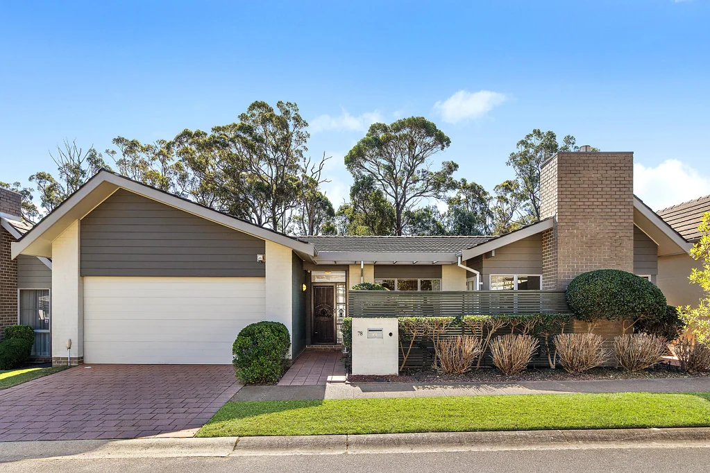 Turramurra 3Moenga Sun soaked, North to rear, easy care living in 'Eden Ridge'
