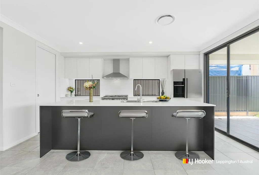 18 Harrismith Crescent, Austral, NSW 2179