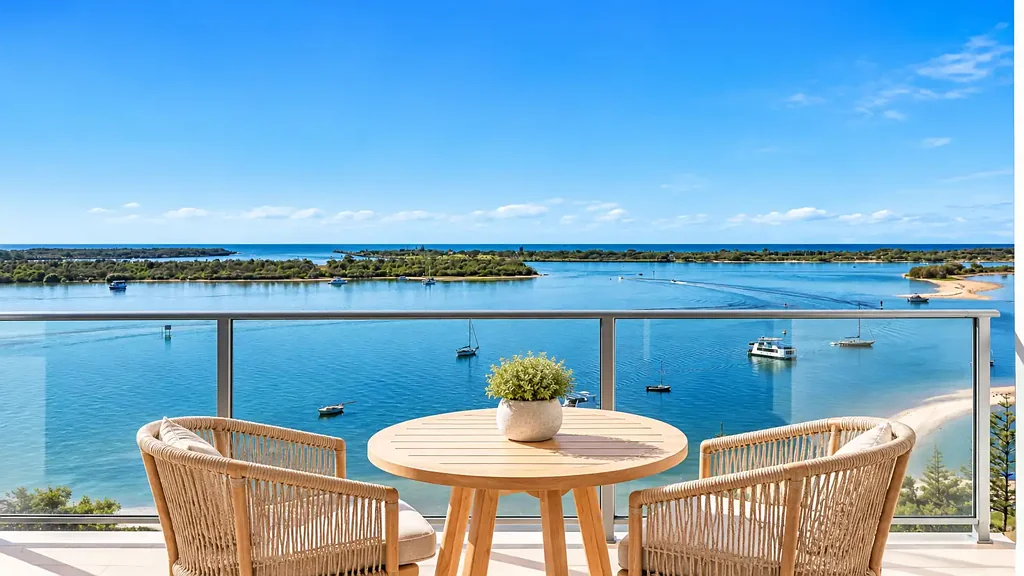 Labrador 2ਬੈੱਡਰੂਮ Top Floor Luxury with Views That Go Forever
