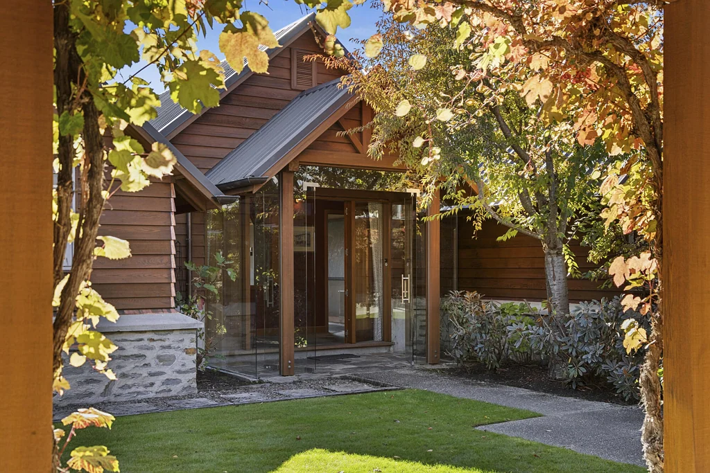 Wanaka 4Zimmer Iconic alpine living with enduring charm