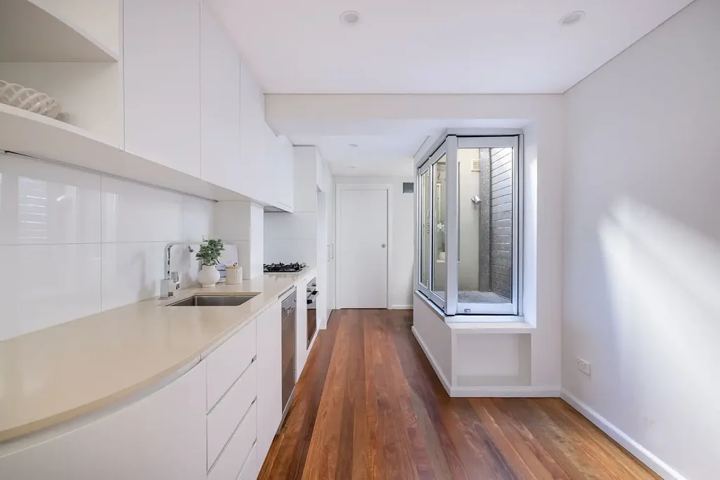 Immaculate classic terrace in laneway setting