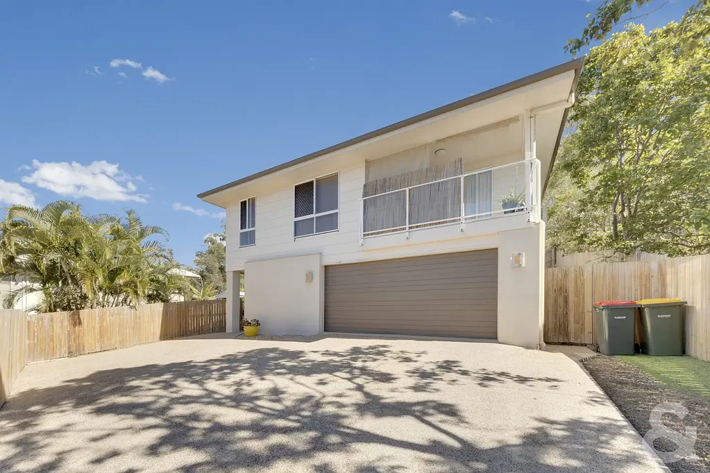 South Gladstone 4房  Low Maintenance Living in a South Gladstone