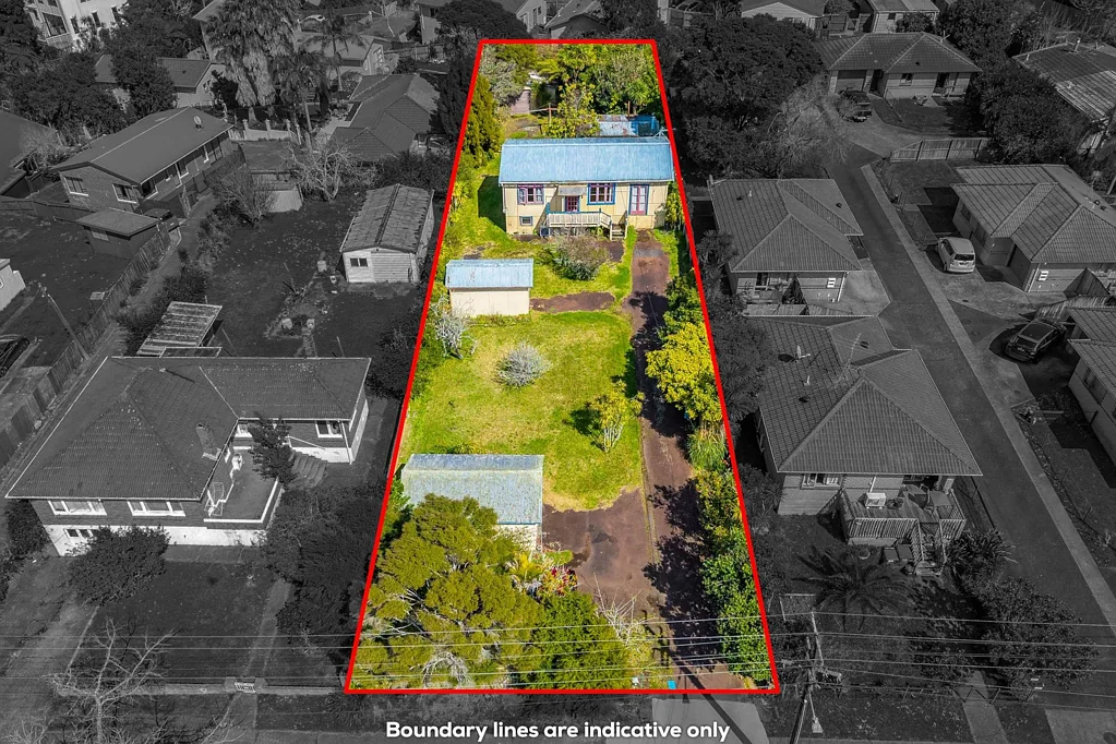 New Lynn 3ਬੈੱਡਰੂਮ Rare Development Opportunity – 1,204m² Pancake...