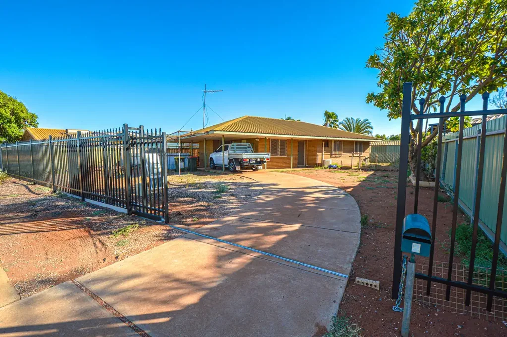 South Hedland 3Zimmer FAMILY-FRIENDLY HOME IN ONE OF SOUTH HEDLAND'S BEST STREETS!