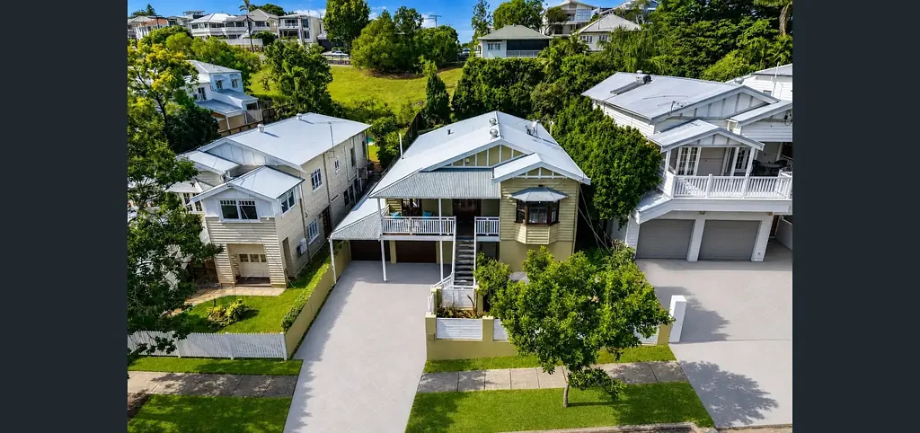 Exceptional 4 bedroom Family Living in the Heart of Norman Park