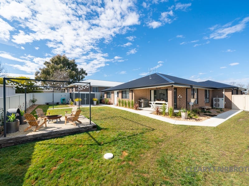 12 FAIRLEIGH PL, KELSO NSW 2795, 0 침실, 0 욕실, House