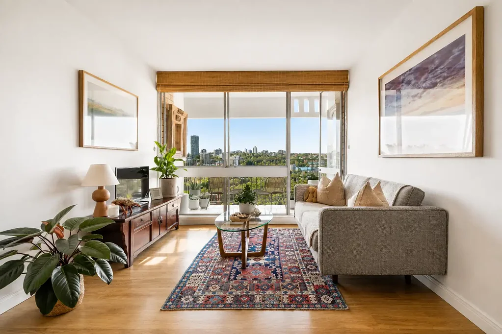 Elizabeth Bay 1બેડરૂમ Prized top floor apartment with panoramic views in 'Bayview'