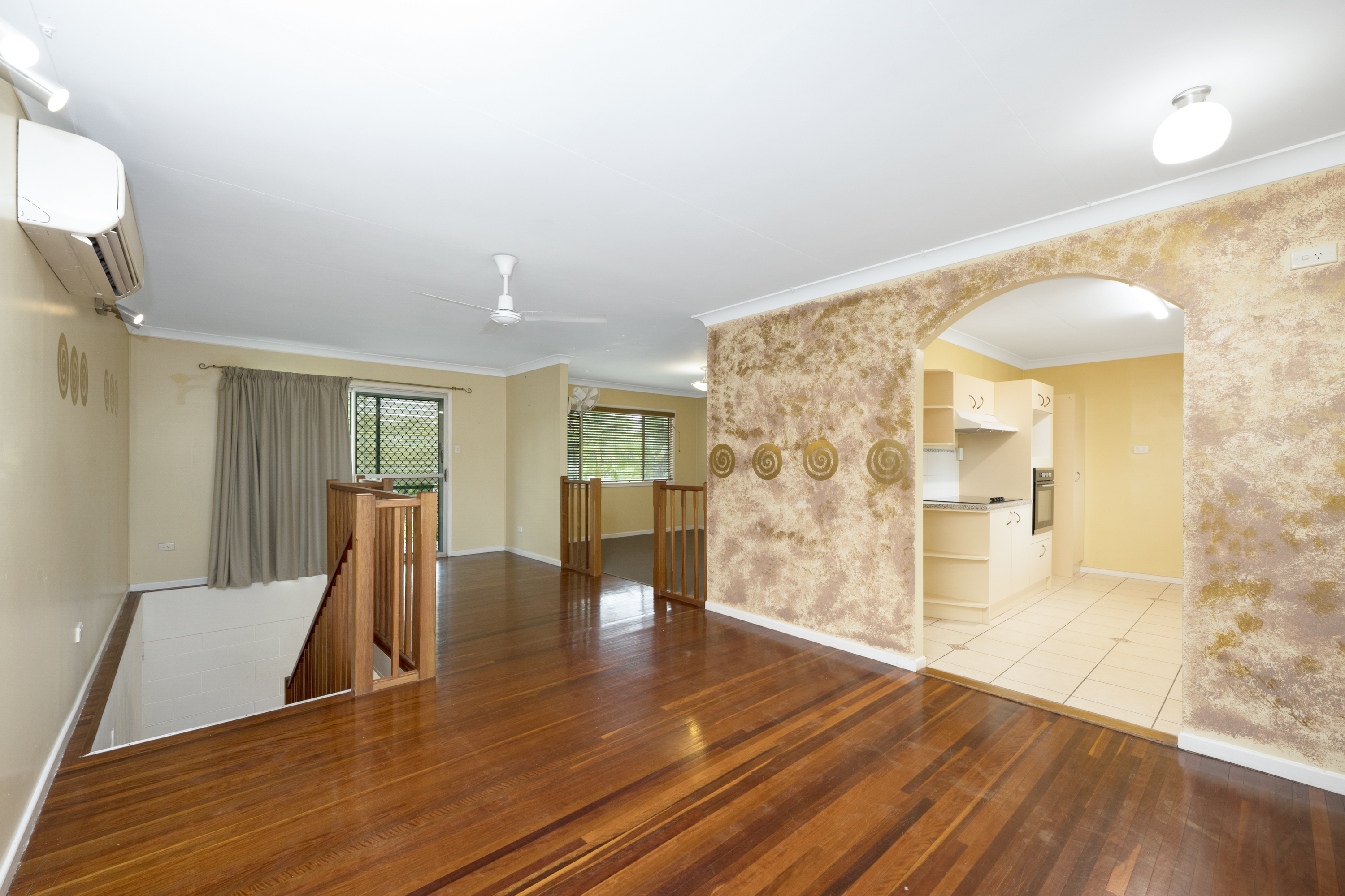 8 CHAUNCY CR, DOUGLAS QLD 4814, 0部屋, 0バスルーム, House