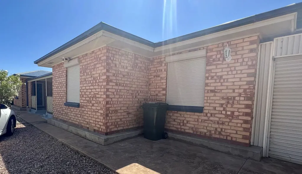 To register & apply for this property, please use this link: https://snug.com/
