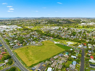 132 Bruce McLaren Road, Henderson, Waitakere City