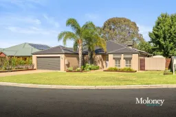 5 Keena Court, Corowa