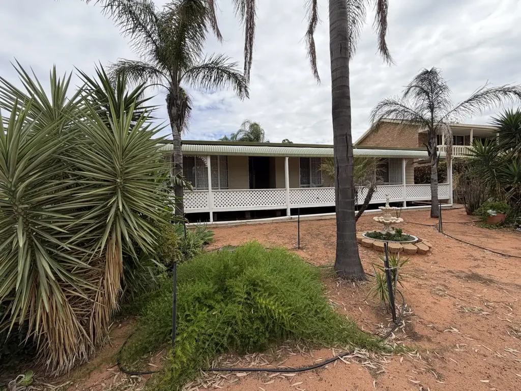 Port Augusta 3Kwarto A Home Full of Charm, Space and Endless Possibilities!