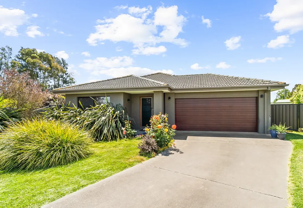 6 Melanie Court, Sale, VIC 3850