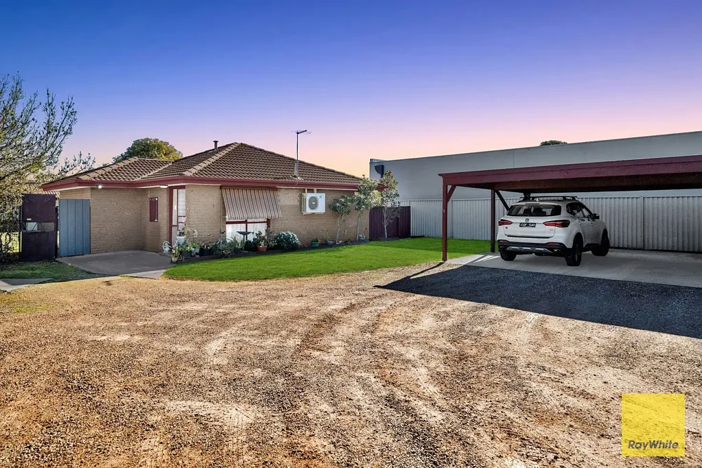 3/225-227 Station Road, Melton, VIC 3337