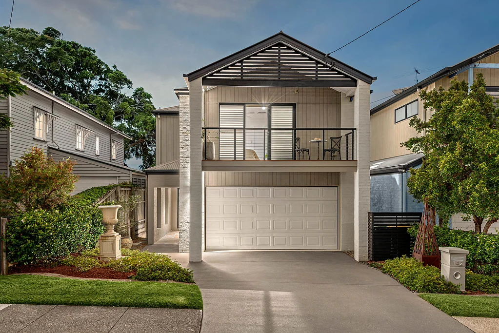 142 Melville Terrace, Manly, QLD 4179