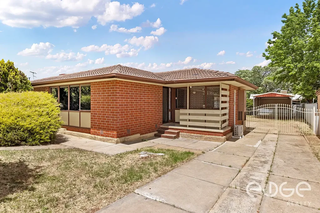16 Burford Street, Elizabeth Downs, SA 5113