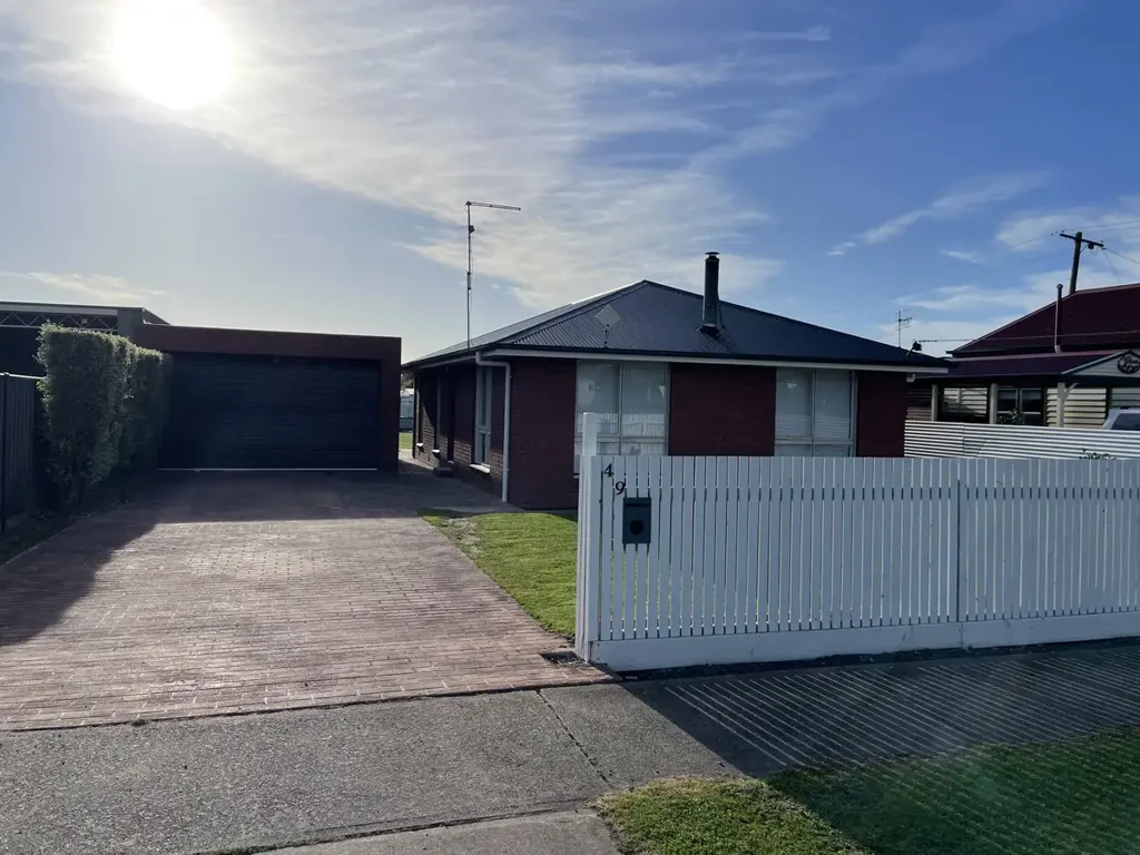 Fully Renovated 3-Bedroom Home in Terang
