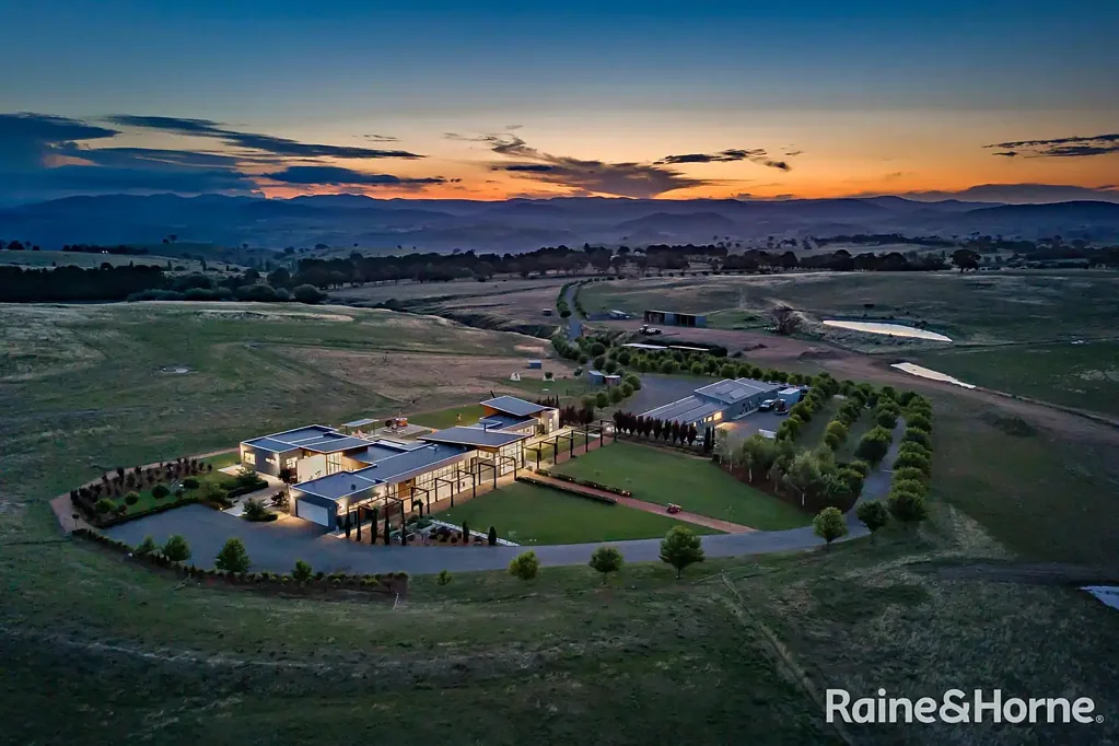 Jeir 4房  "Bottega"- Luxury Rural Retreat with State-of-the-Art Living