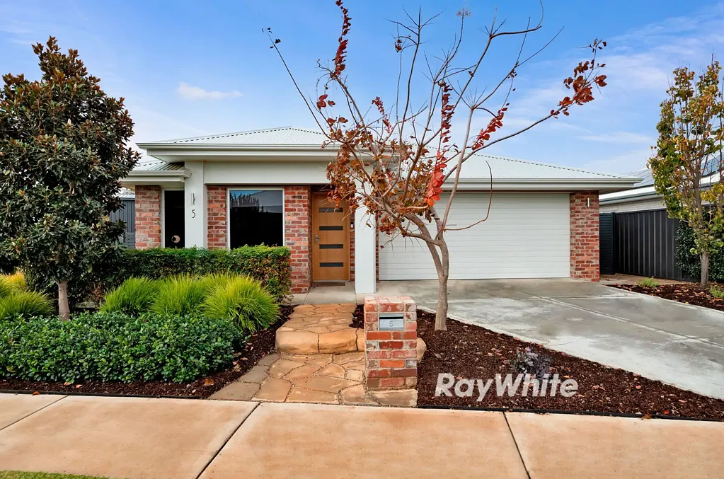 Mildura 3房  Immaculate low maintenance home!