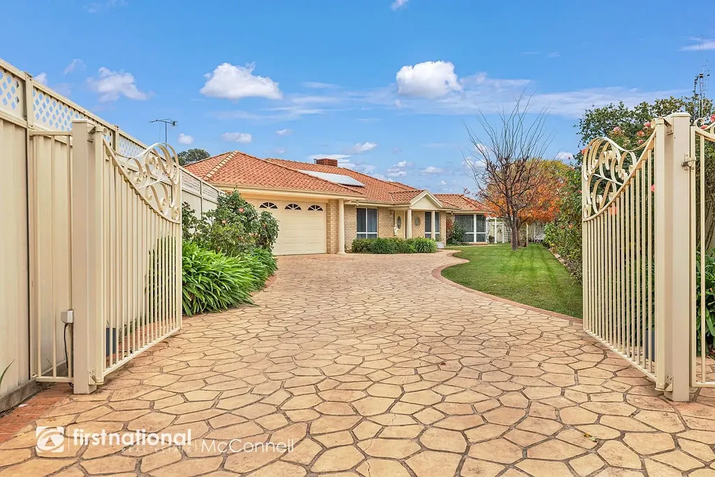 Kyabram 3Kwarto Custom Built – First Time Offered for Sale