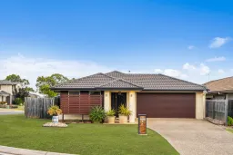 8 Bellthorpe Circuit, Kallangur