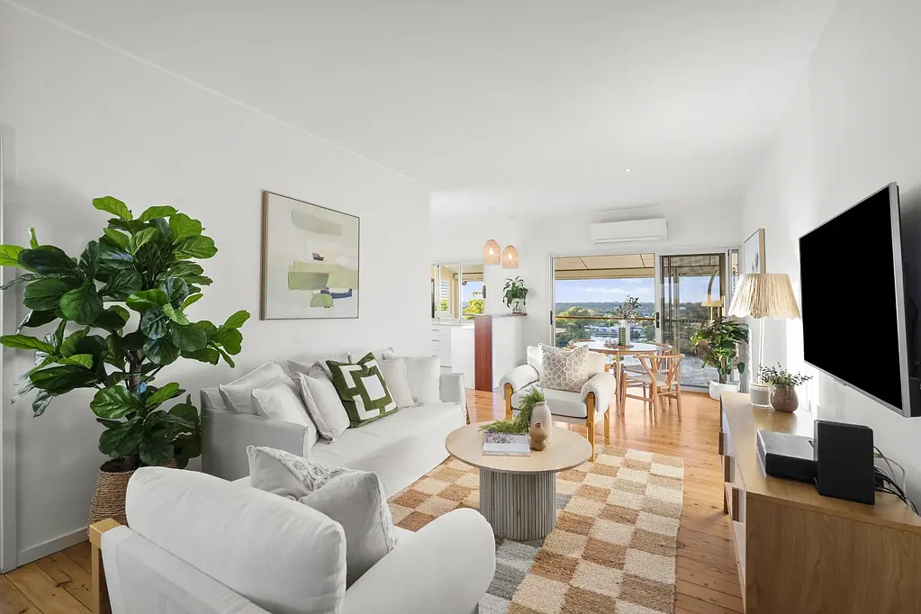 Tweed Heads 3房  THE GEM OF TWEED HEADS – CHARACTER, CHARM & UNFORGETTABLE VIEWS