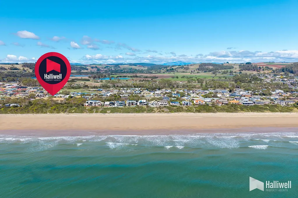 Turners Beach 4બેડરૂમ Four bedroom home in an amazing location! ￼