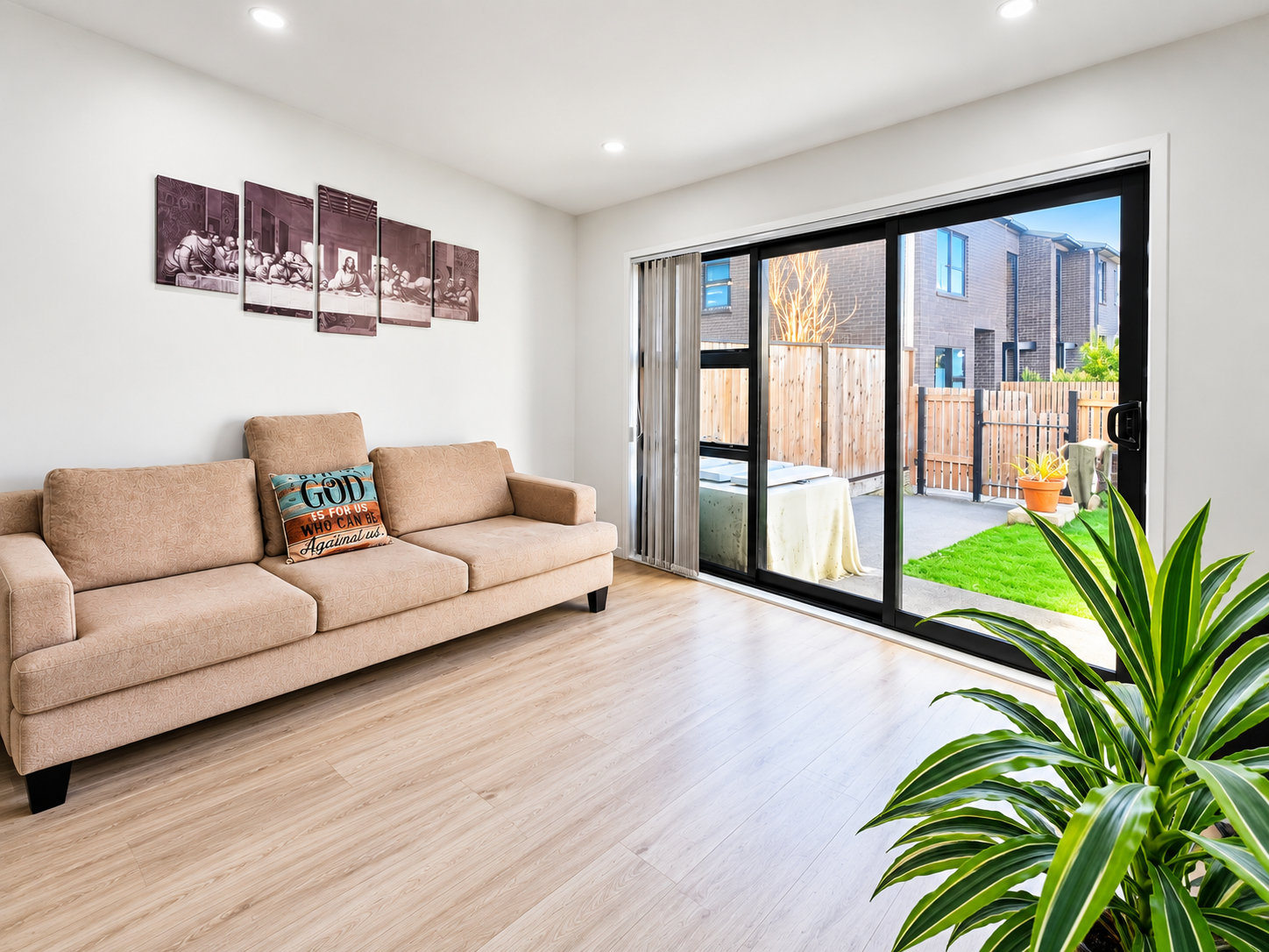 150A McLeod Road, Te Atatu South, photo 2