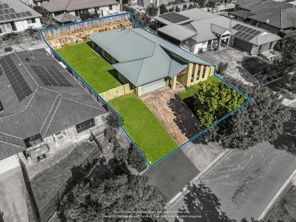 Redland Bay 4غرفة نوم RENOVATORS DELIGHT - WHY BUILD?