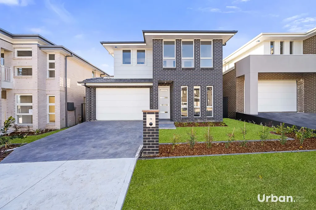 Leppington 4 Bedroom Ready To Move In! Secure with only 5% Deposit Down! Stylish Modern Home Steps from Emerald Hills Shops