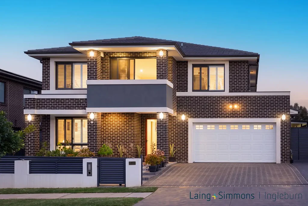 Bardia 5Zimmer An impressive family home offering luxury and space with 5 bedrooms & 4 bathrooms