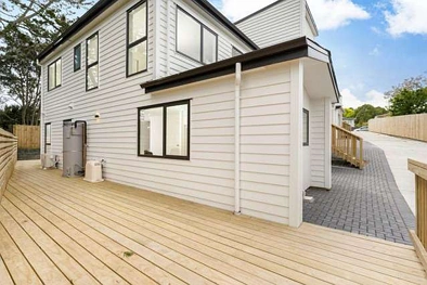 4 Bedroom, 2 Bathroom Townhouse