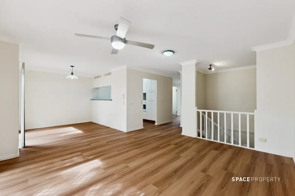 Renovated Townhouse - Resort Style Living in Leafy Bardon