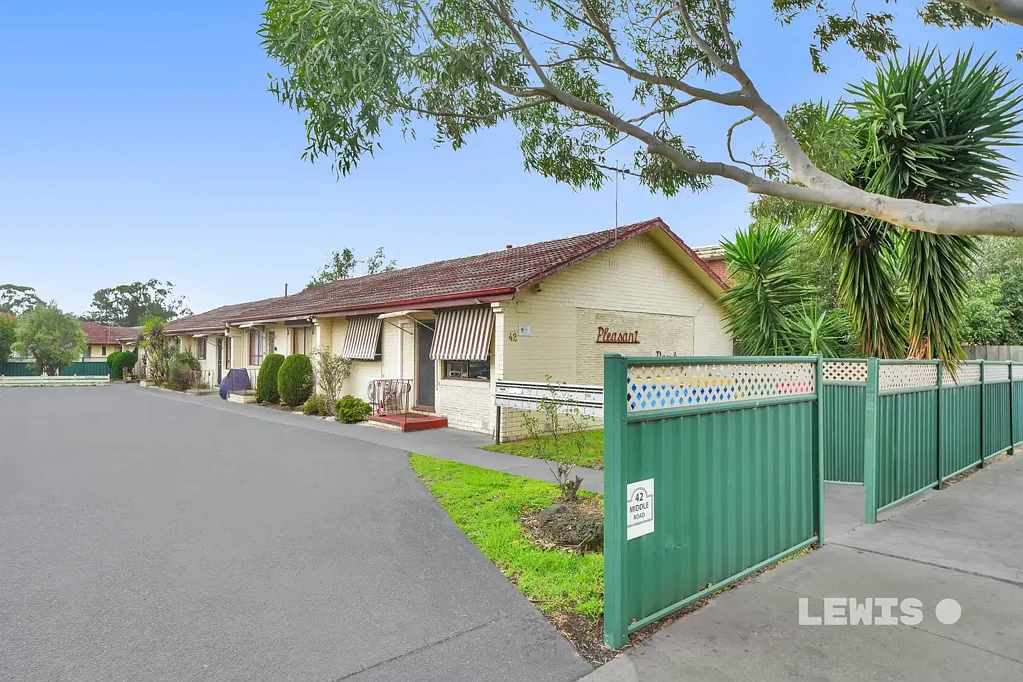 Maribyrnong 2Kwarto Premier location, two bedroom unit close to Highpoint Shopping centre.