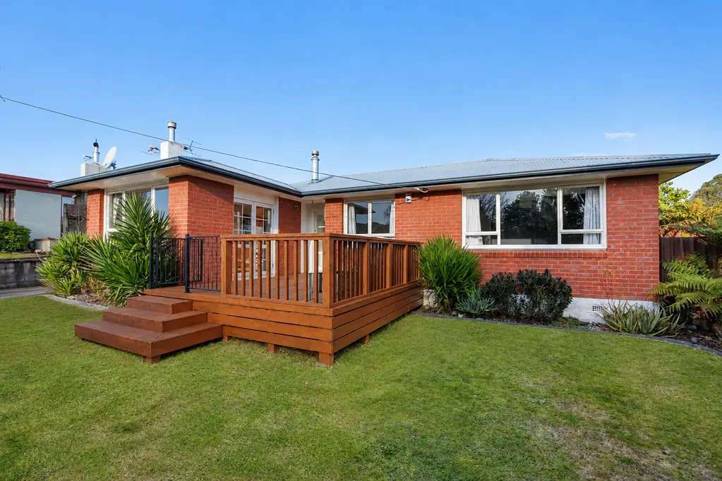 Awapuni 3 Slaapkamer Dependable Brick with Utility