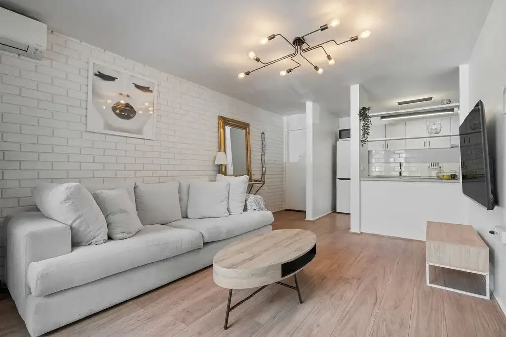 1/9-13 Ashted Road, Box Hill, VIC 3128
