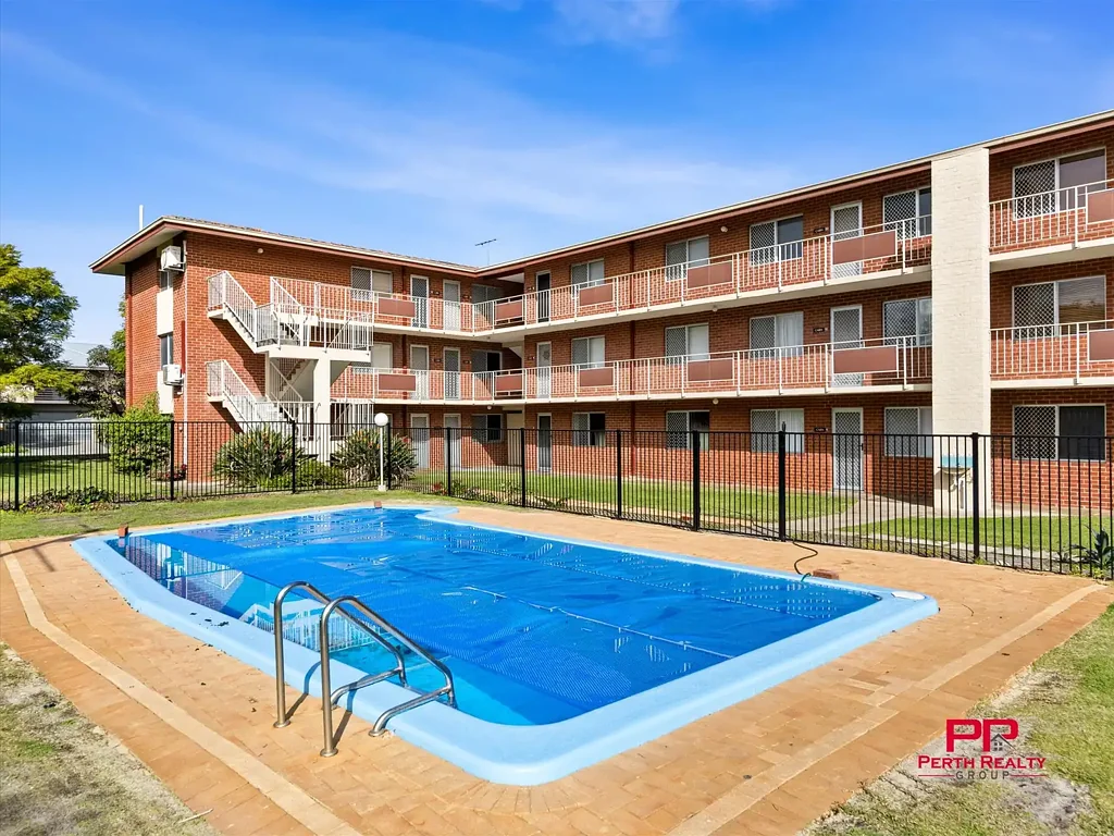 Maylands 2 Bedroom FRESHLY RENOVATED AND READY TO GO!