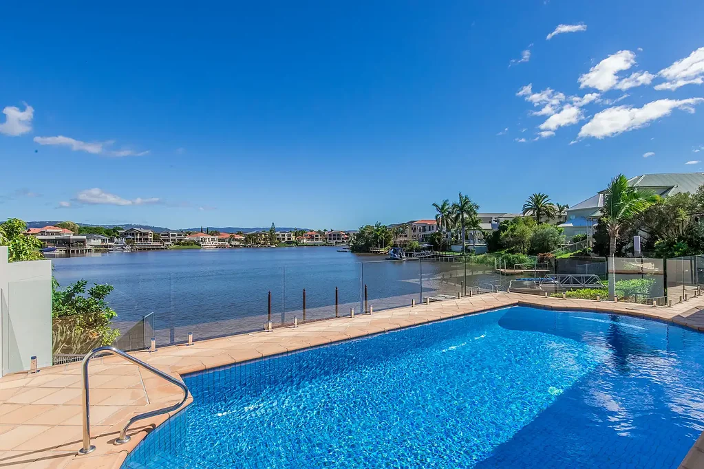 48 Bollard Circuit, Clear Island Waters, QLD 4226