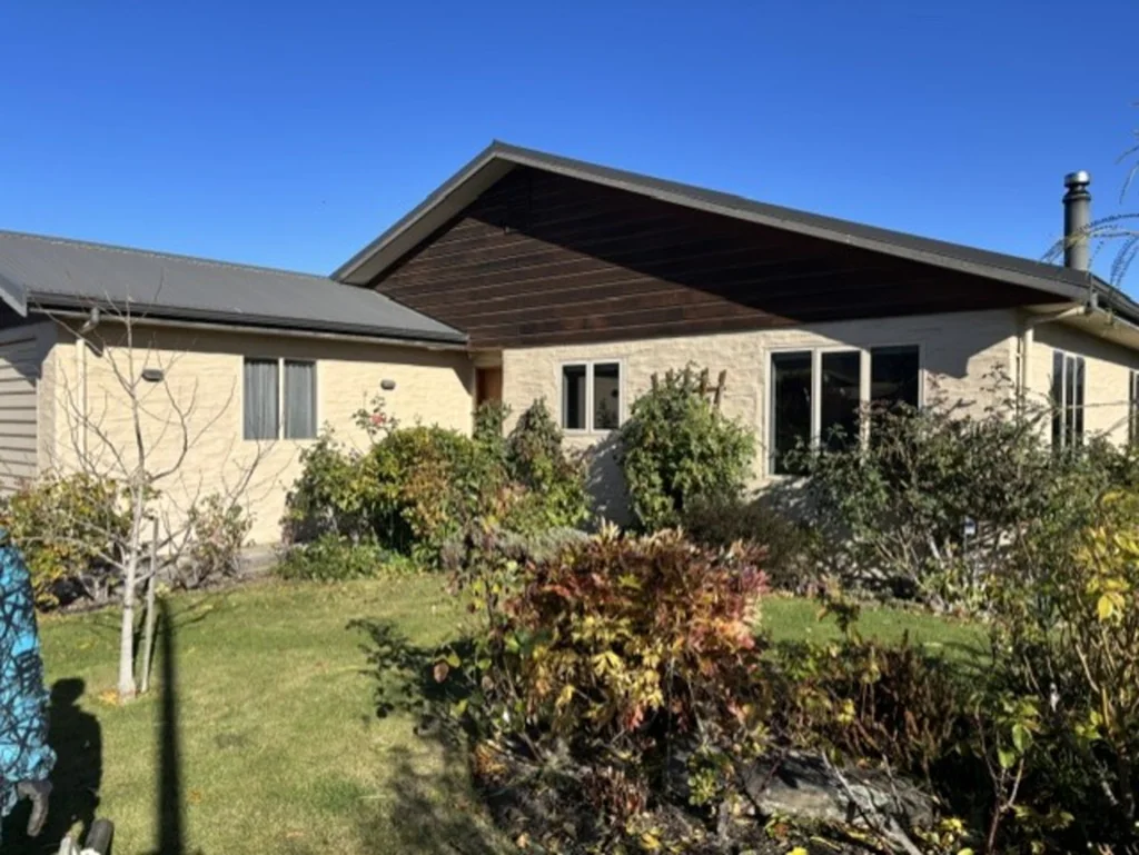 MODERN THREE BEDROOM HOME