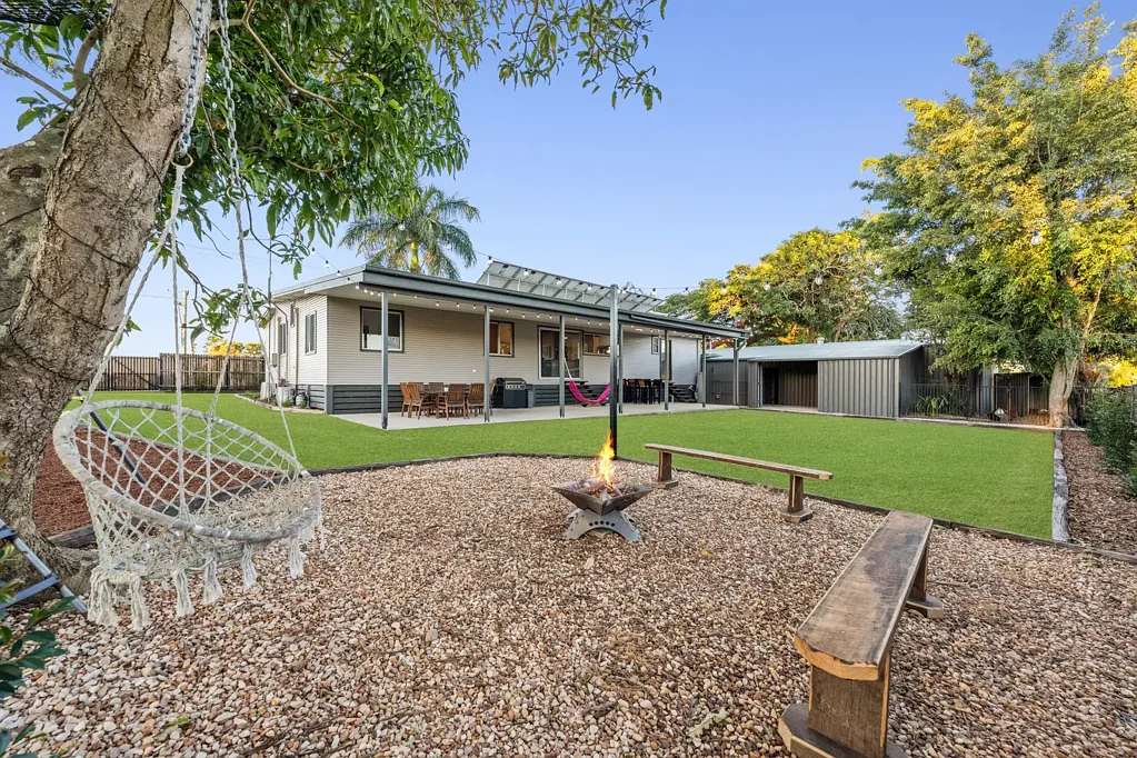 Beerwah 4房  Lifestyle & Location, Charm & Character - A Must See!