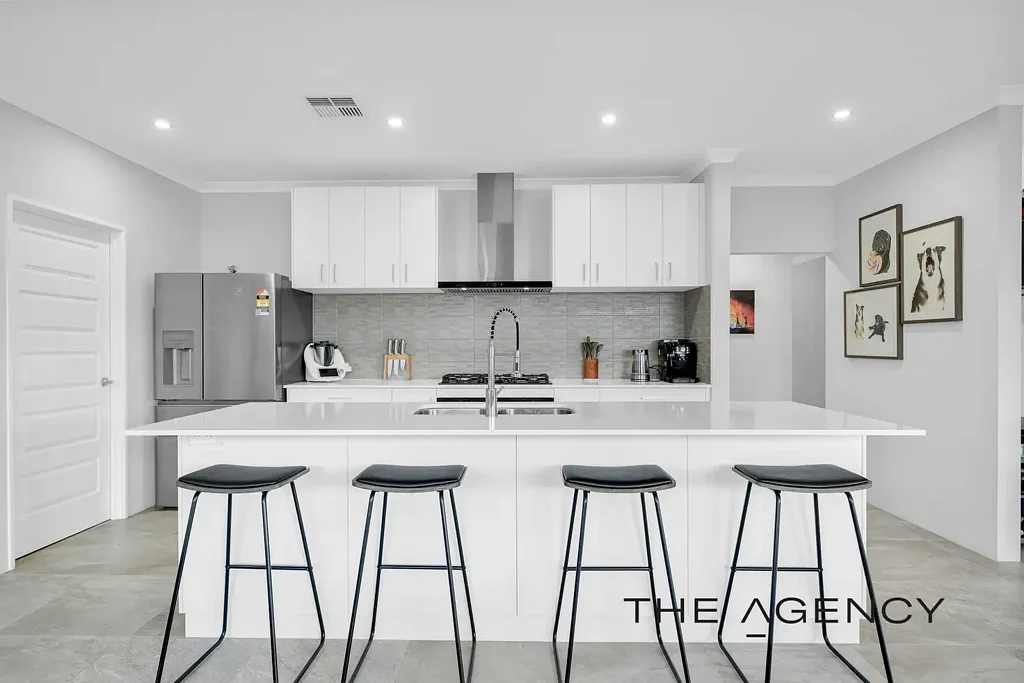 Wellard 4房  A HOME DESIGNED FOR THE WAY YOU ACTUALLY LIVE!